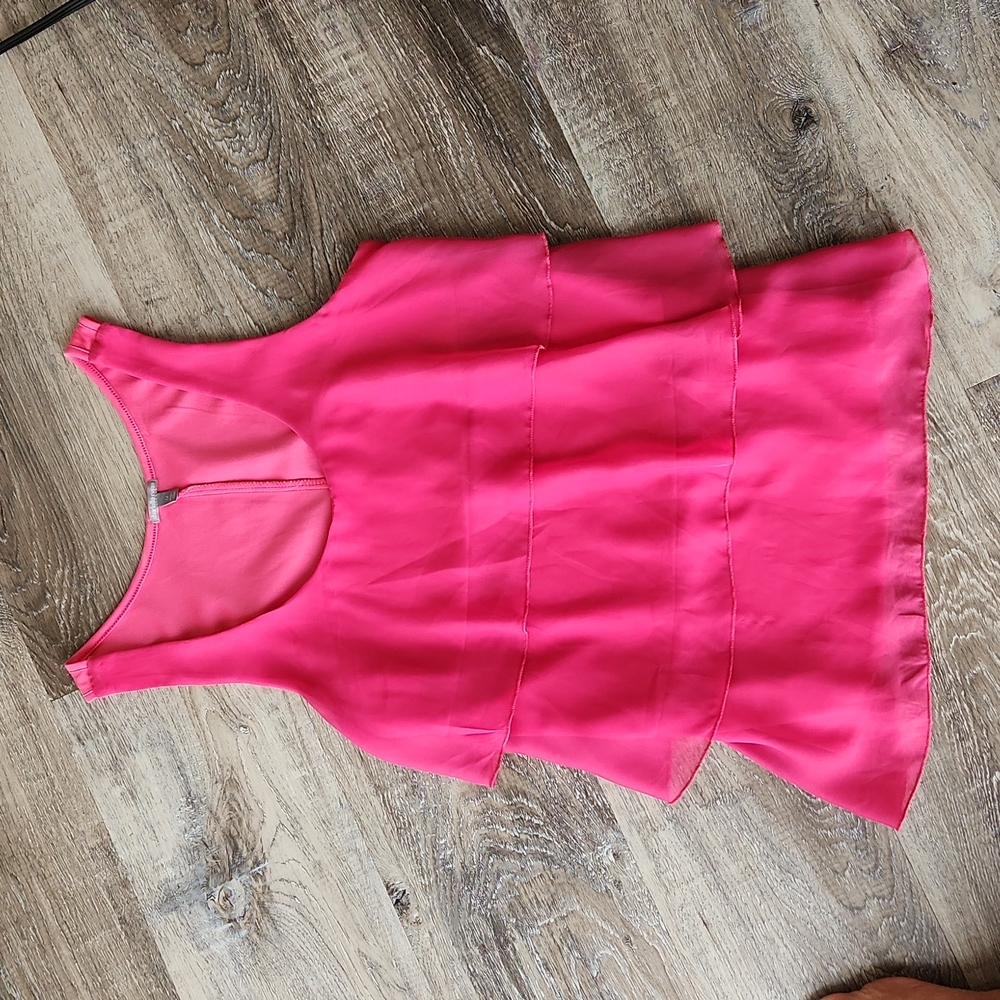 Tiered sleeveless top